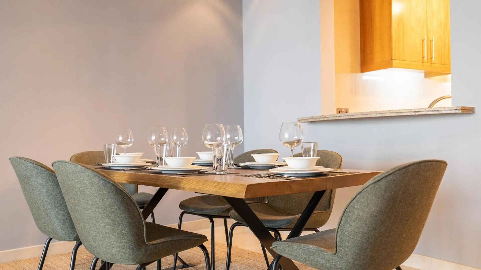 Premium 2 Bedroom In Trident Residence Jbr Dubai United Arab Emirates